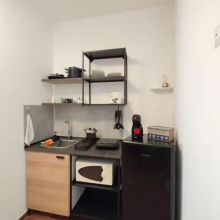 Apartman Ravanas 33 *