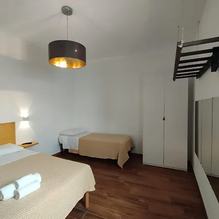 Ravanas 33 * バーリ