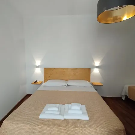 Ravanas 33 Apartman *