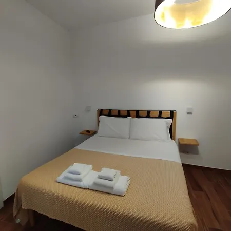 Ravanas 33 * Bari